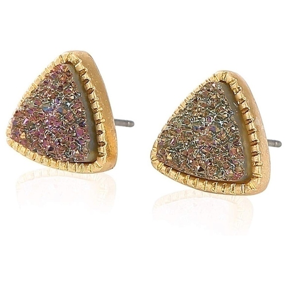 SALE💚 any 3 for $18 💚
 Druzy Stone Triangle Gold Studs - Picture 7 of 7